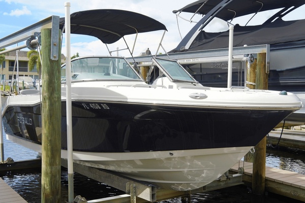 20ft Robalo Yacht For Sale