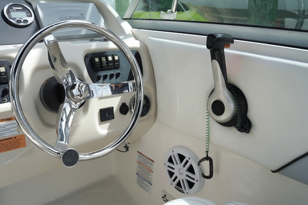 20ft Robalo Yacht For Sale