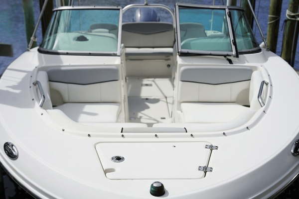 20ft Robalo Yacht For Sale