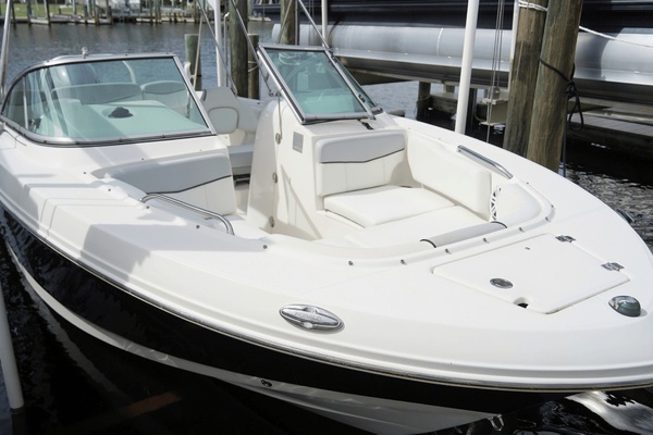 20ft Robalo Yacht For Sale