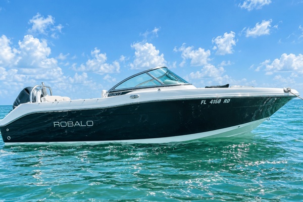 20ft Robalo Yacht For Sale