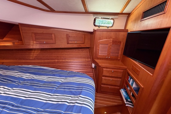 Josephine B 40ft Sabre Yacht For Sale