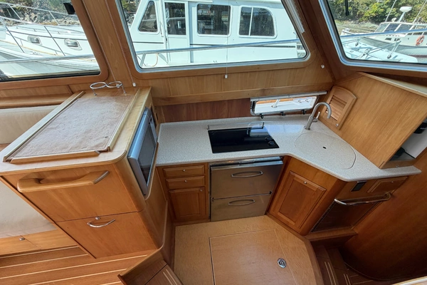 Sabre 40 Sedan Yacht For Sale
