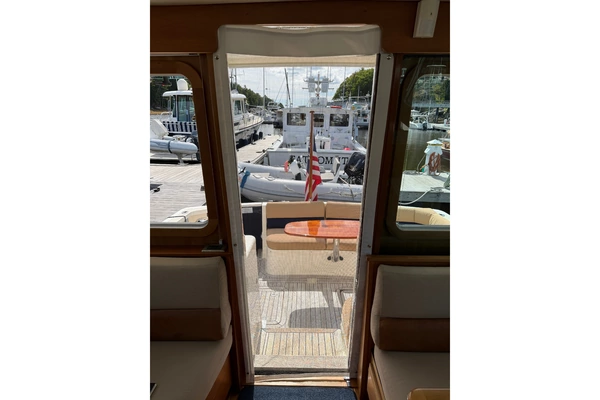 Sabre 40 Sedan Yacht For Sale