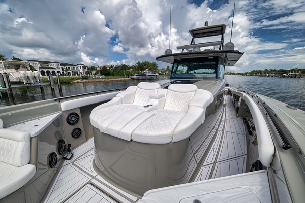 65ft HCB Yacht For Sale