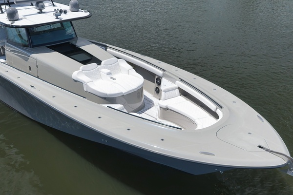 65ft HCB Yacht For Sale