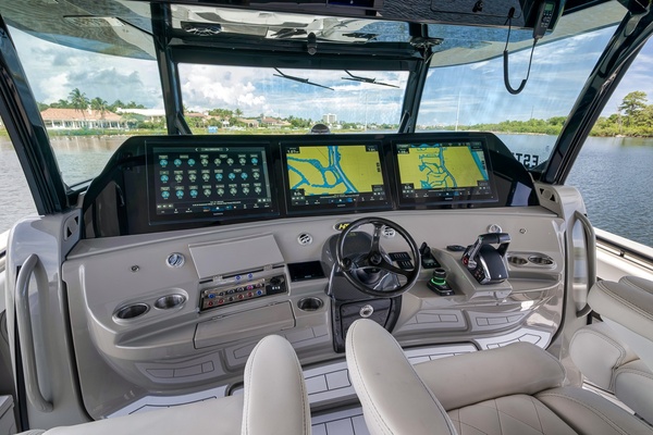 65ft HCB Yacht For Sale