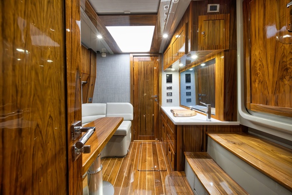 65ft HCB Yacht For Sale