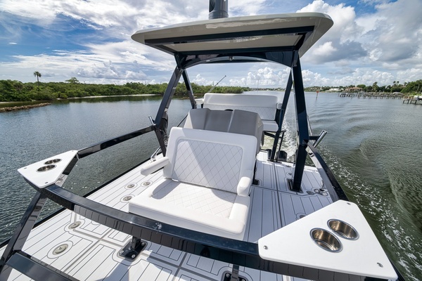 65ft HCB Yacht For Sale