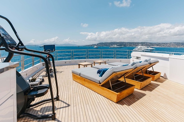 Sun Deck Lounge area