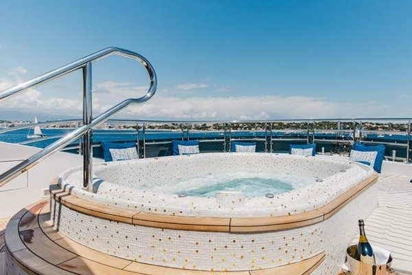 Champagne Seas 164ft Trinity Yachts Yacht For Sale