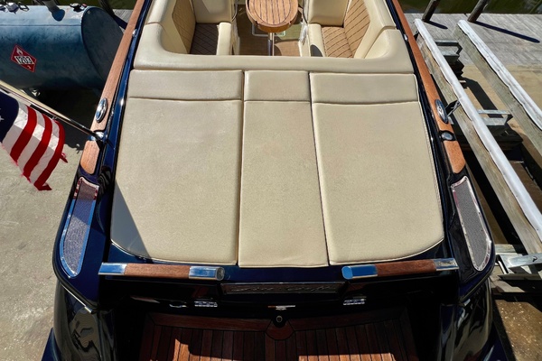 27ft Chris Craft Yacht For Sale