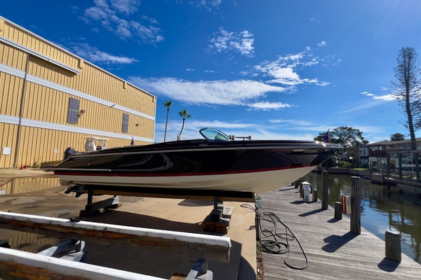 27ft Chris Craft Yacht For Sale