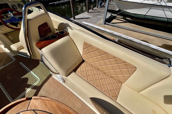 27ft Chris Craft Yacht For Sale