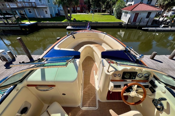 27ft Chris Craft Yacht For Sale