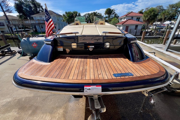 27ft Chris Craft Yacht For Sale