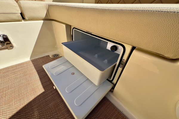 27ft Chris Craft Yacht For Sale