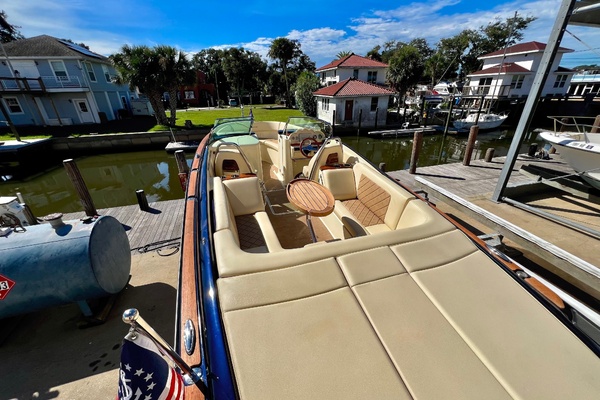 27ft Chris Craft Yacht For Sale