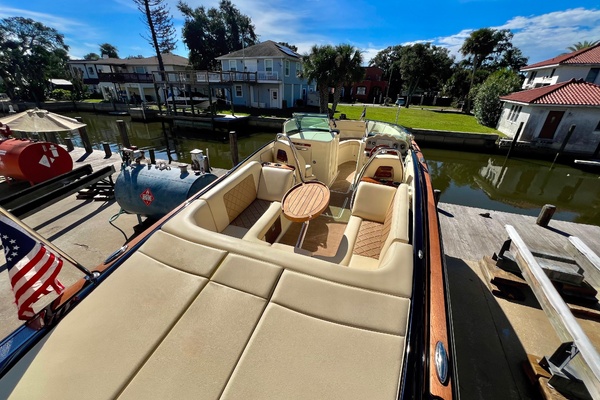 27ft Chris Craft Yacht For Sale