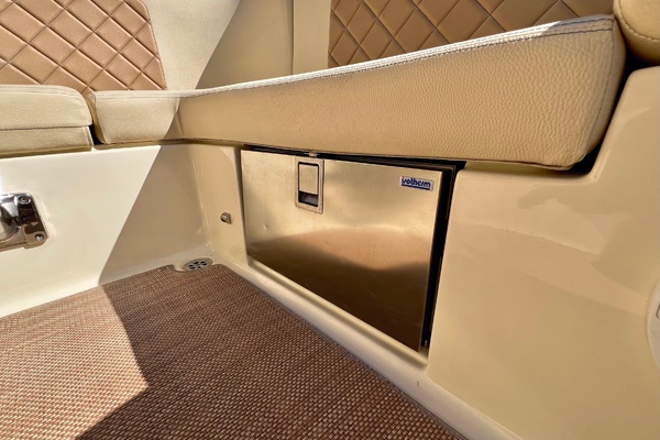 27ft Chris Craft Yacht For Sale