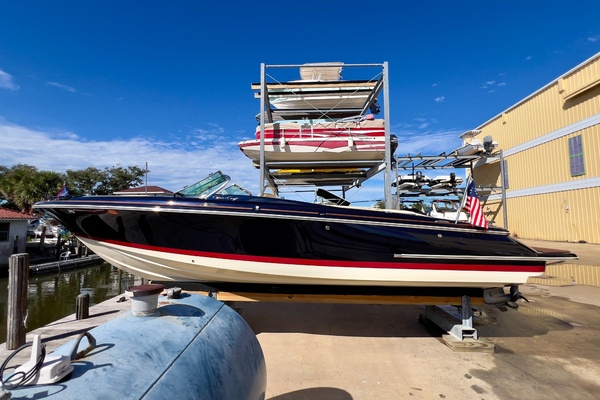 27ft Chris Craft Yacht For Sale