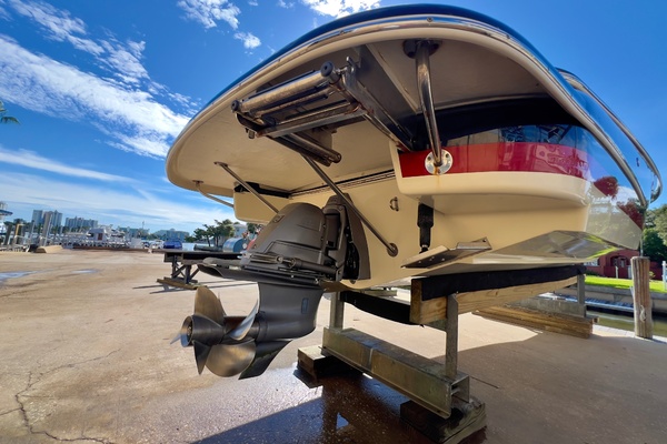 27ft Chris Craft Yacht For Sale