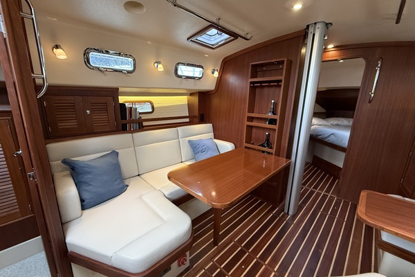 38ft Island Packet Yacht For Sale
