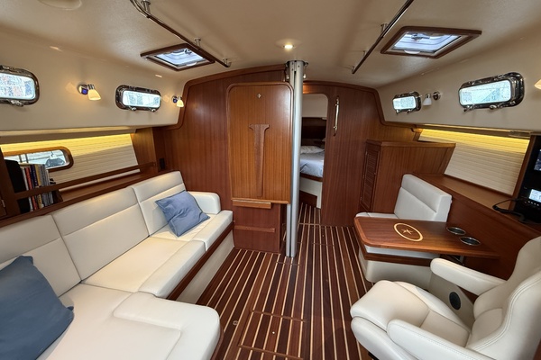 38ft Island Packet Yacht For Sale