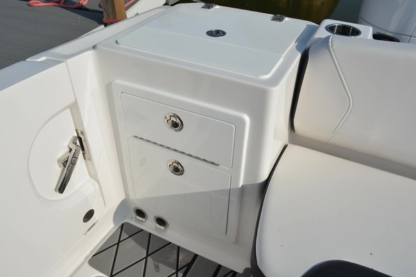 Fountain 32 NX Yacht For Sale