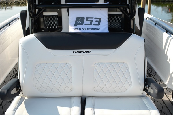 Fish Tales IV 32ft Fountain Yacht For Sale