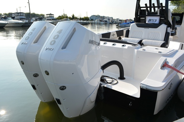 Fish Tales IV 32ft Fountain Yacht For Sale