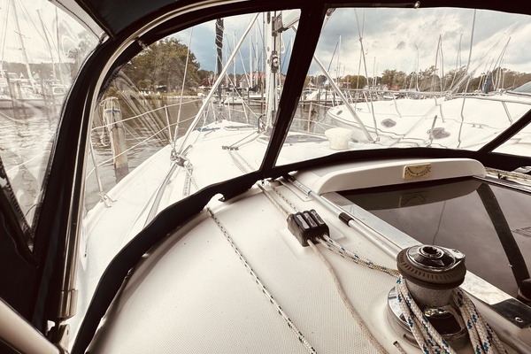 Second Life 35ft Hunter Yacht For Sale