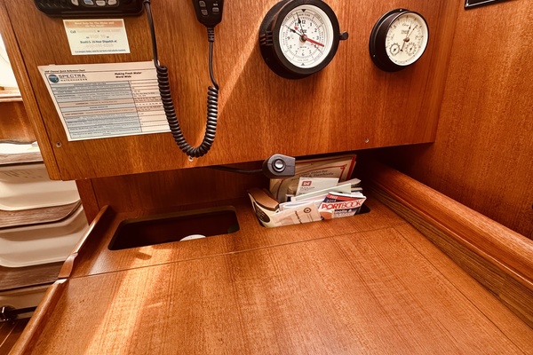 Second Life 35ft Hunter Yacht For Sale