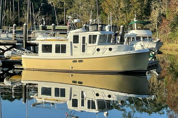 34-ft-American Tug-2001-34-LETO Manchester Massachusetts United States  yacht for sale