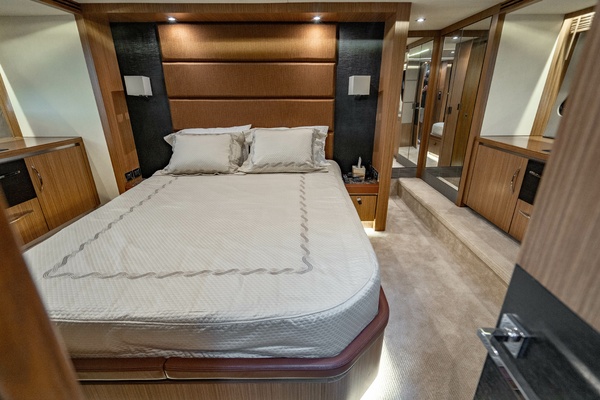 Bella 65ft Sea Ray Yacht For Sale