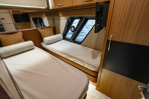 Bella 65ft Sea Ray Yacht For Sale