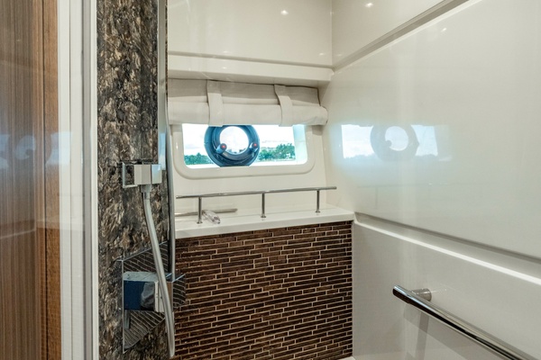 Bella 65ft Sea Ray Yacht For Sale