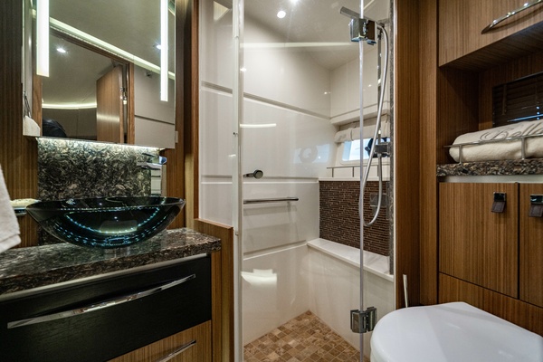 Bella 65ft Sea Ray Yacht For Sale