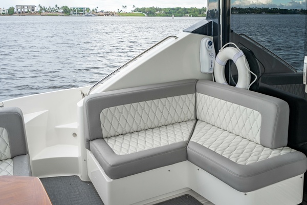 Bella 65ft Sea Ray Yacht For Sale