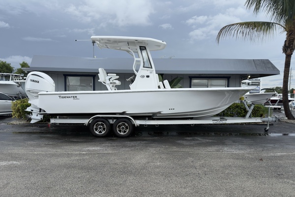 25ft Tidewater Yacht For Sale