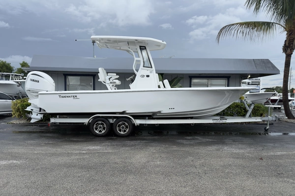 25-ft-Tidewater-2027-2500 Carolina Bay- Stuart Florida United States  yacht for sale