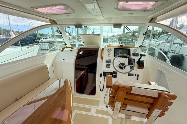 TEKA 29ft Hunt Yachts Yacht For Sale