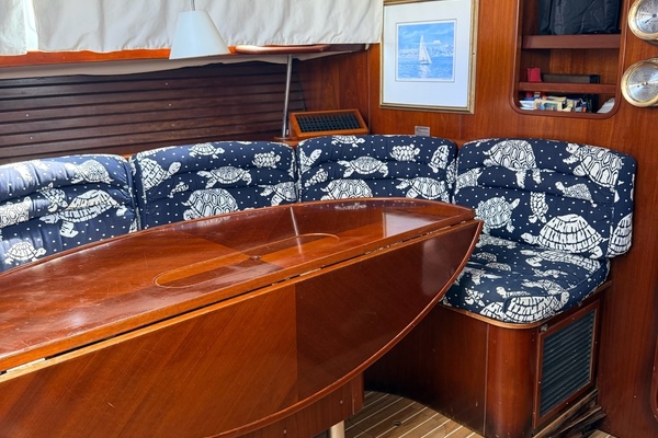 Southern Rain 44ft Beneteau Yacht For Sale