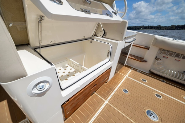 Boston Whaler Realm Yacht For Sale