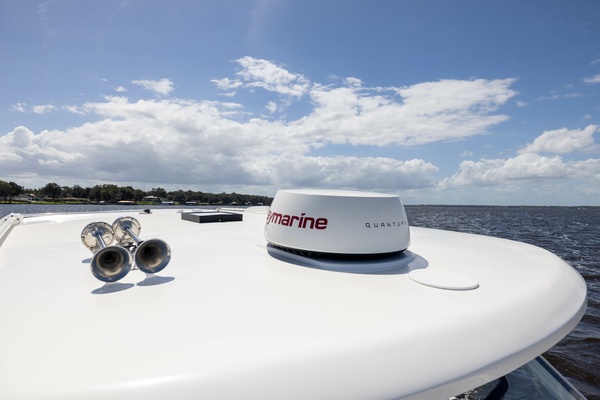 35ft Boston Whaler Yacht For Sale