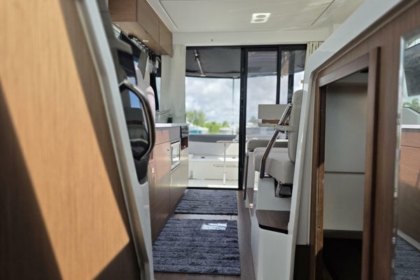 34ft Jeanneau Yacht For Sale