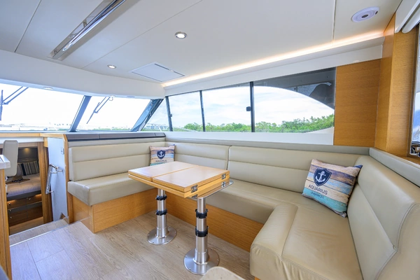 Riviera 445 SUV Yacht For Sale