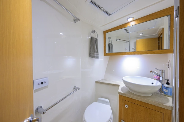 Riviera 445 SUV Yacht For Sale