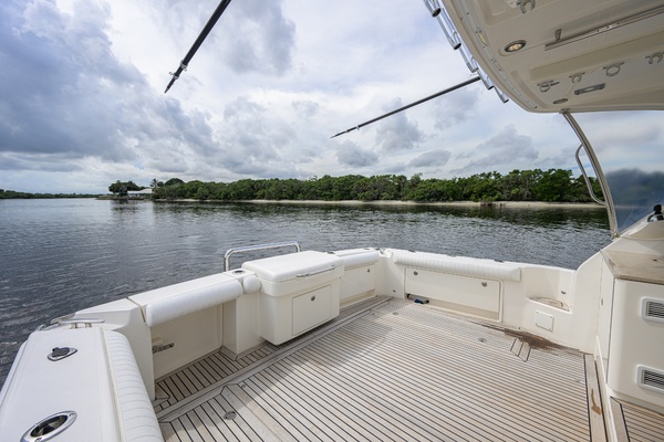 Aquarius 44ft Riviera Yacht For Sale