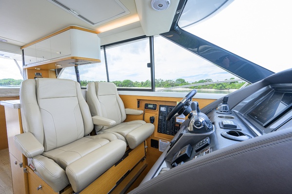 Aquarius 44ft Riviera Yacht For Sale